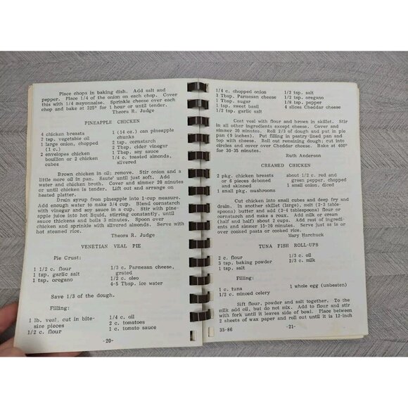 Berry Good Recipes Vintage Cookbook Local Ethnic Cooking Pennsylvania 1984 - Picture 4 of 6